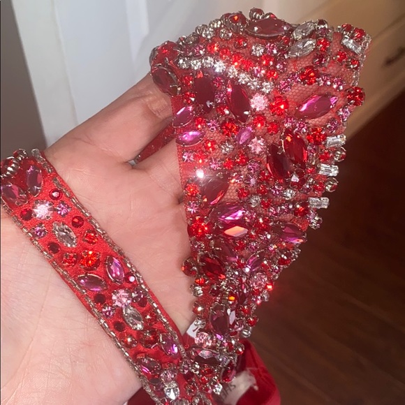 gently used Sherri Hill Prom/pageant gown - Picture 3 of 4